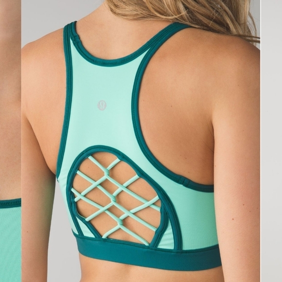 Bundle 2 Lululemon Sweaty Or Not Bra's Size 6 Full On Luxtreme Fabric - Picture 1 of 15